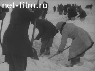 Кинохроника Готовим весенние аэродромы. (1942)