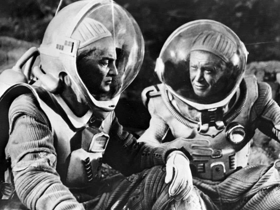 Article cover: Lennauchfilm (LNF)