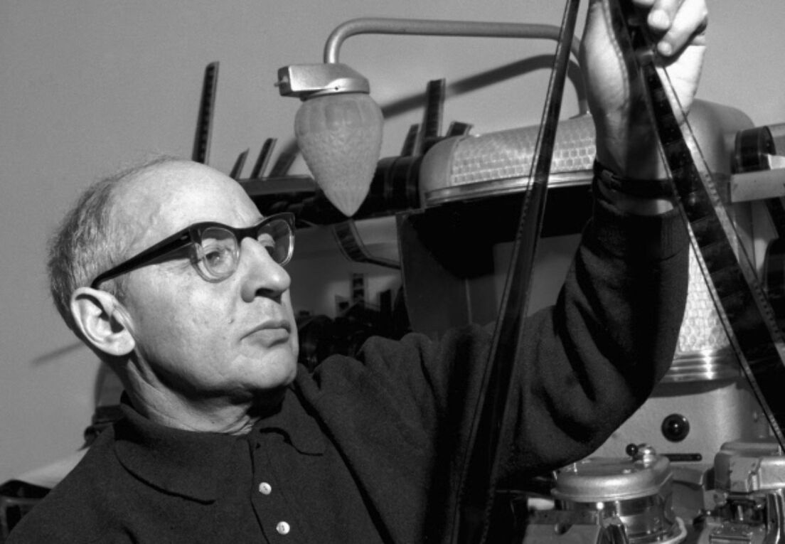 Article cover: Centrnauchfilm (Central Scientific Film Studio)