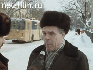 Footage Says engineer of the Zelenodolsk Design Bureau Kostylev Viktor Borisovich, candidate for People's Deputies of the RSFSR. (1990)