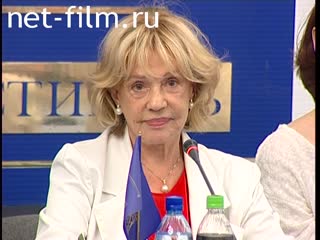 Footage Moreau Zhanna, press conference of the MIFF XXVII. (2005)