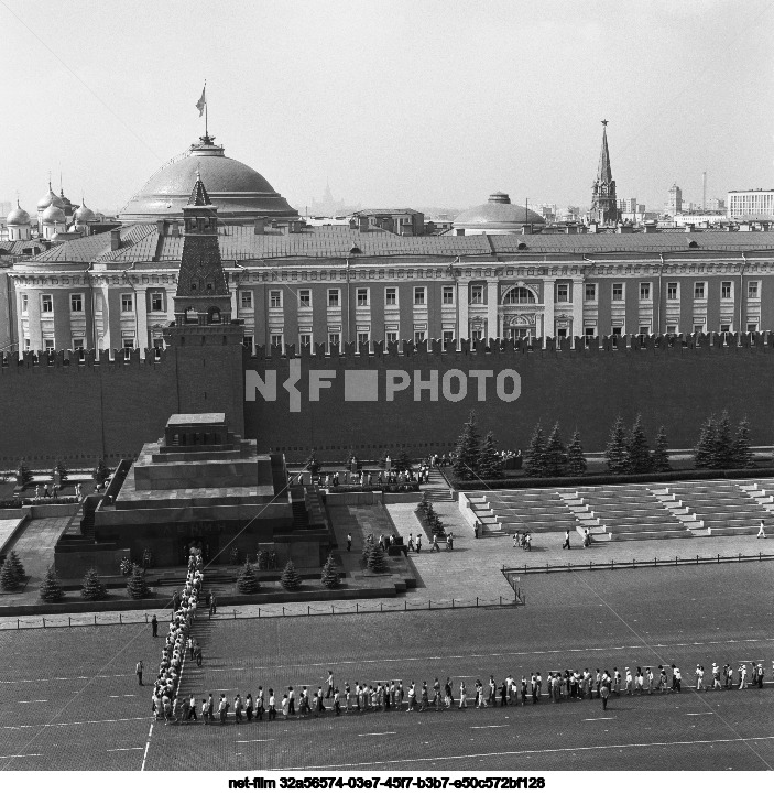 Мавзолей В.И. Ленина в Москве