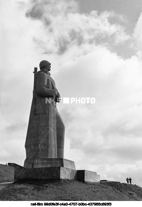 Памятник "Защитникам Советского Заполярья в годы Великой Отечественной войны" в Мурманске