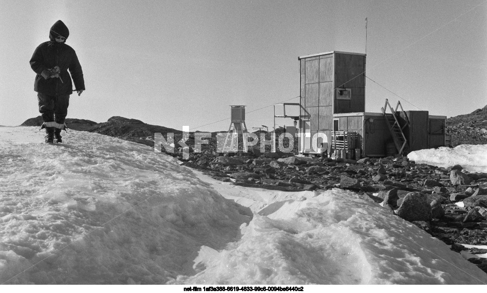 Антарктическая станция "Новолазаревская"