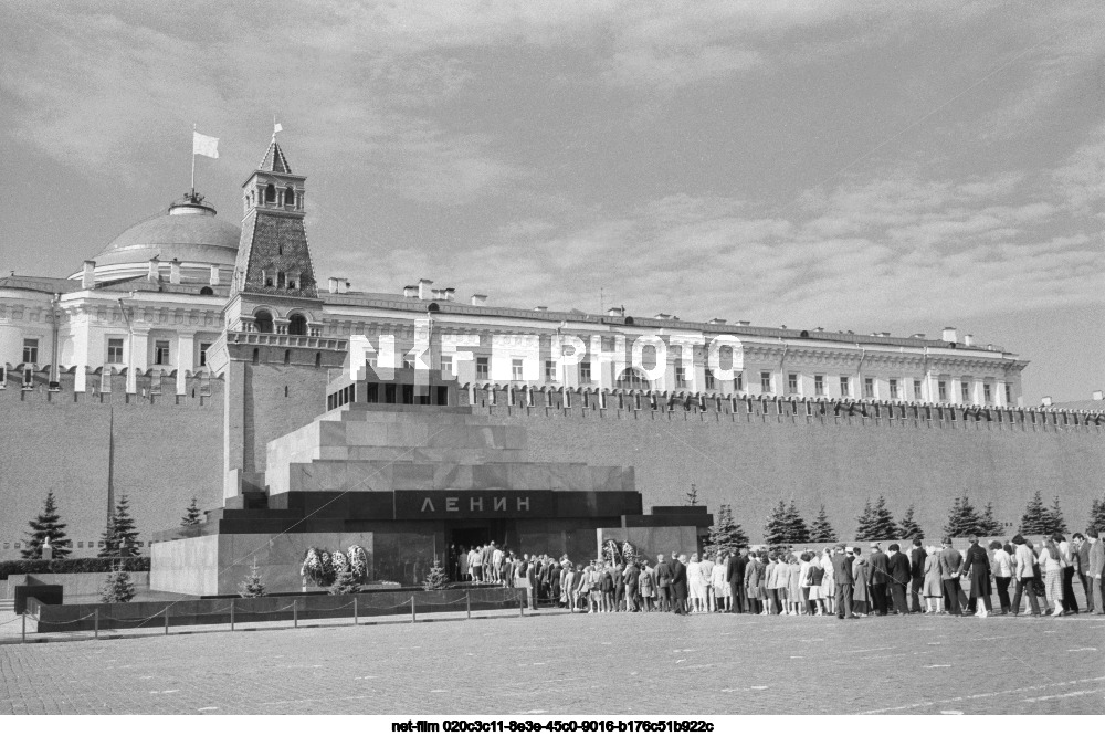 Мавзолей В.И. Ленина в Москве