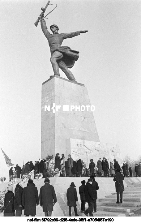 Монумент "Героям битвы под Москвой"