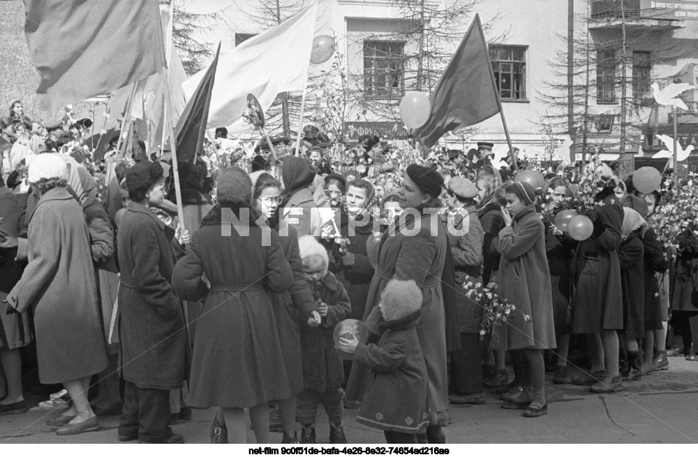 Празднование 1 Мая в Магадане