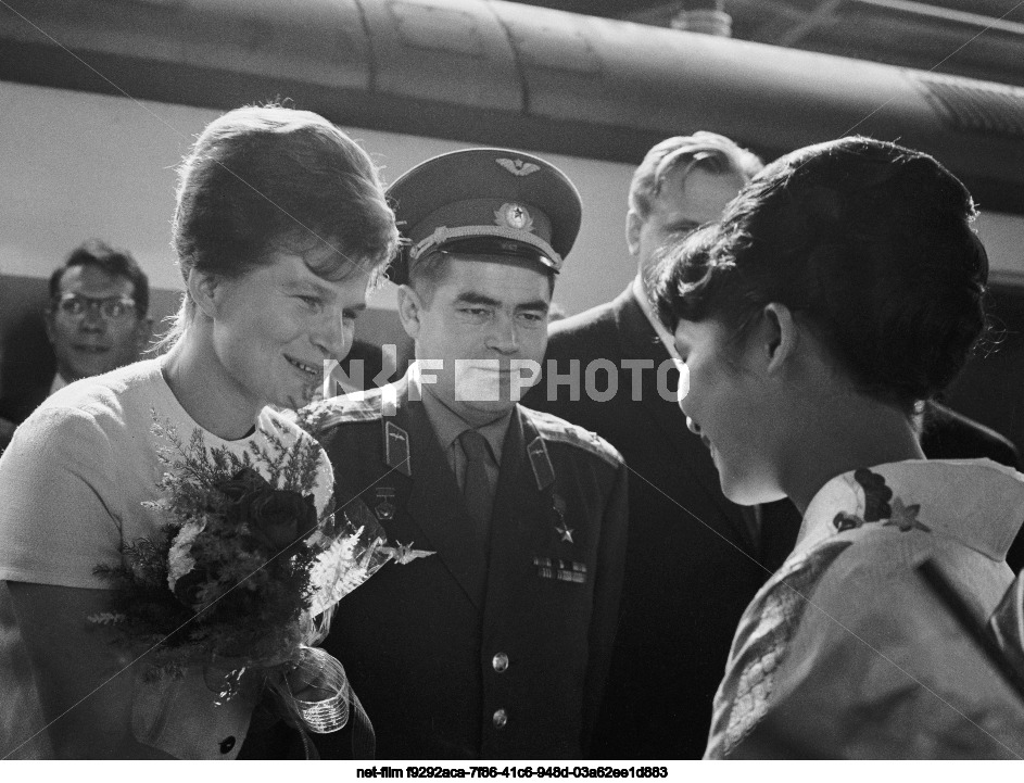 Визит В.В. Терешковой-Николаевой и А.Г. Николаева в Японию