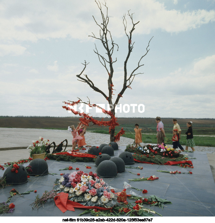 Мемориальный комплекс "Солдатское поле" в Волгоградской области