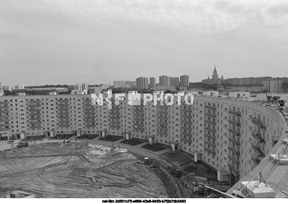 Строительство жилого дома-кольца в Москве