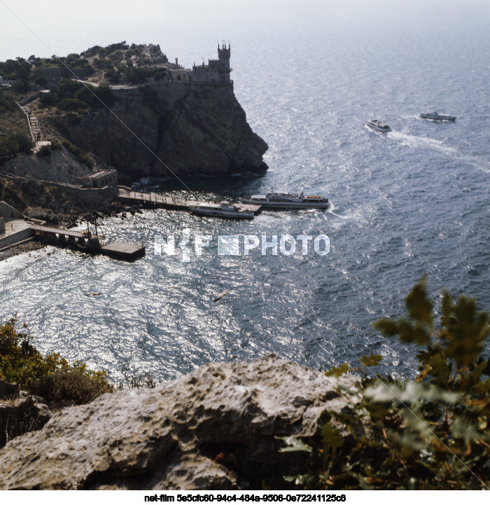 Замок "Ласточкино гнездо" в Крыму