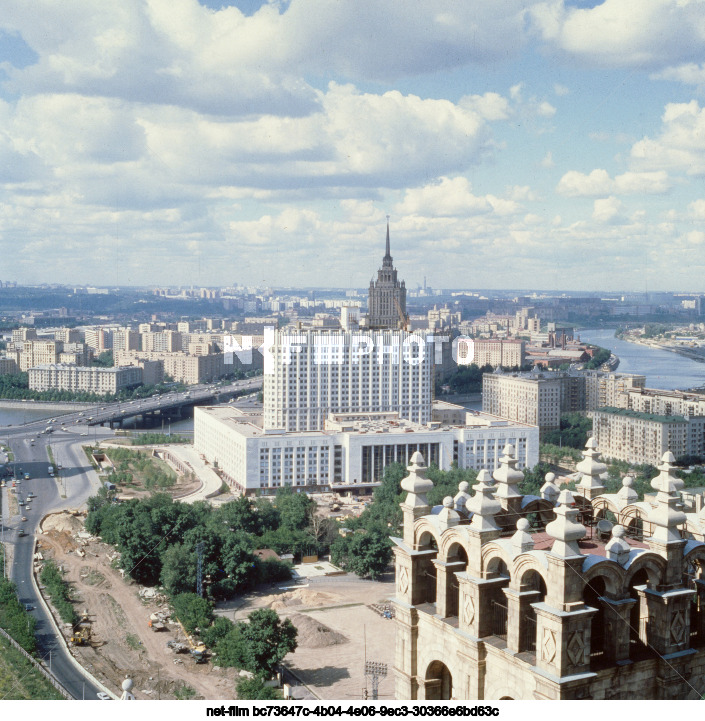 Строительство Дома Советов РСФСР в Москве