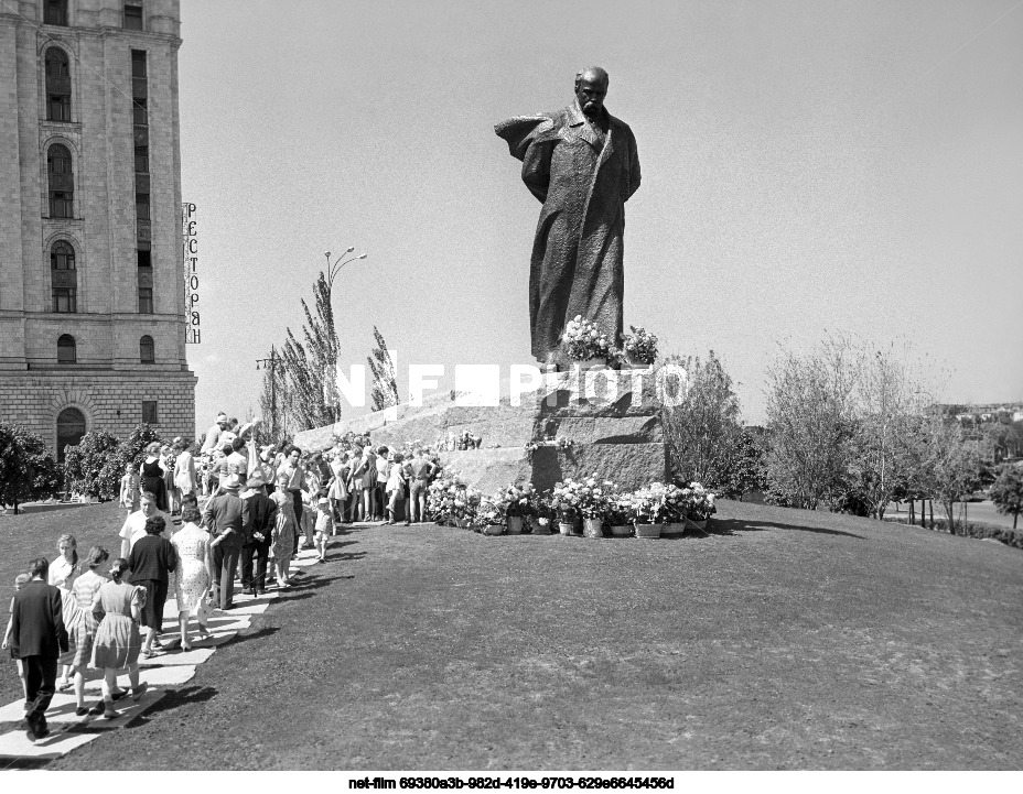 Памятник Т.Г. Шевченко в Москве