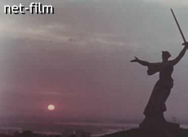 Movie In the world of postcards. (1983)