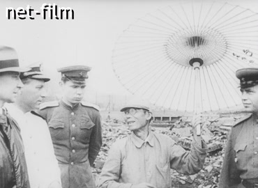 Footage The aftermath of the American atomic bombing of Nagasaki. (1945)