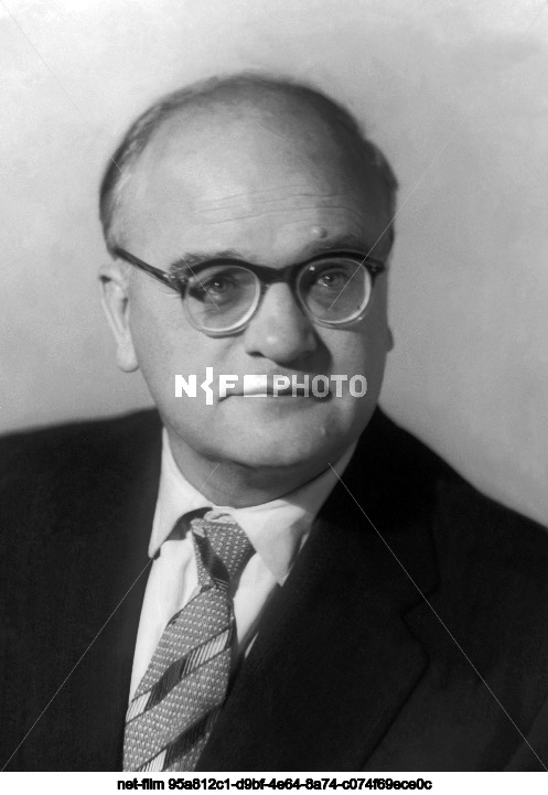 Актер Е.В. Бондаренко