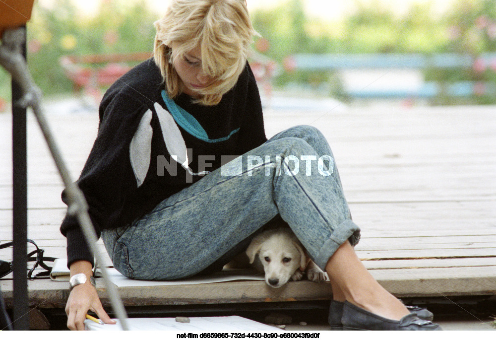 Студентка художественного училища Т. Князева