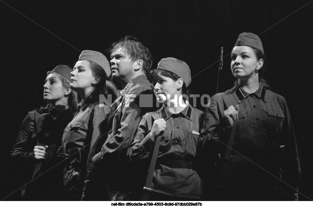 Опера "Зори здесь тихие" в Большом театре Союза ССР