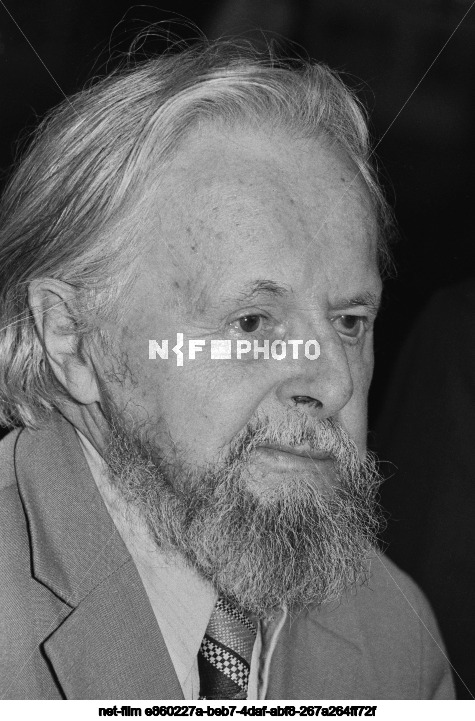 Художник М.М. Потапов