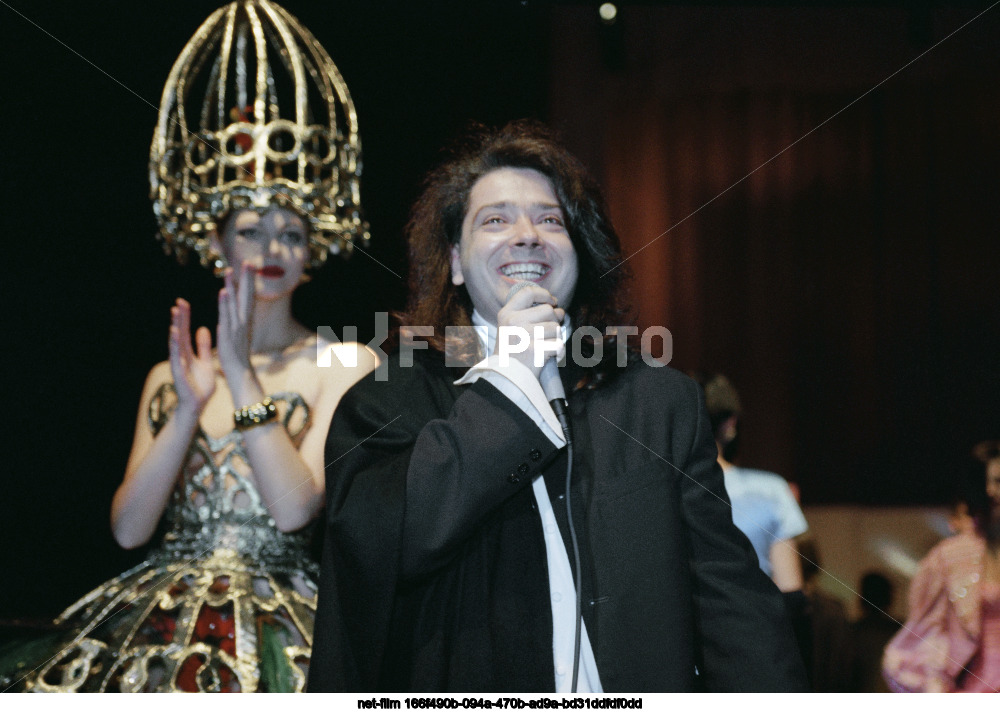 Шоу-показ модельера В.А. Юдашкина в Нижнем Новгороде