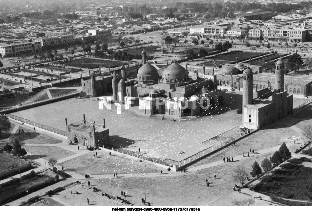 Blue Mosque in Mazar-i-Sharif