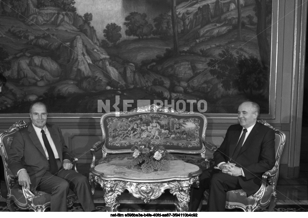 Visit of F. Mitterrand to the USSR