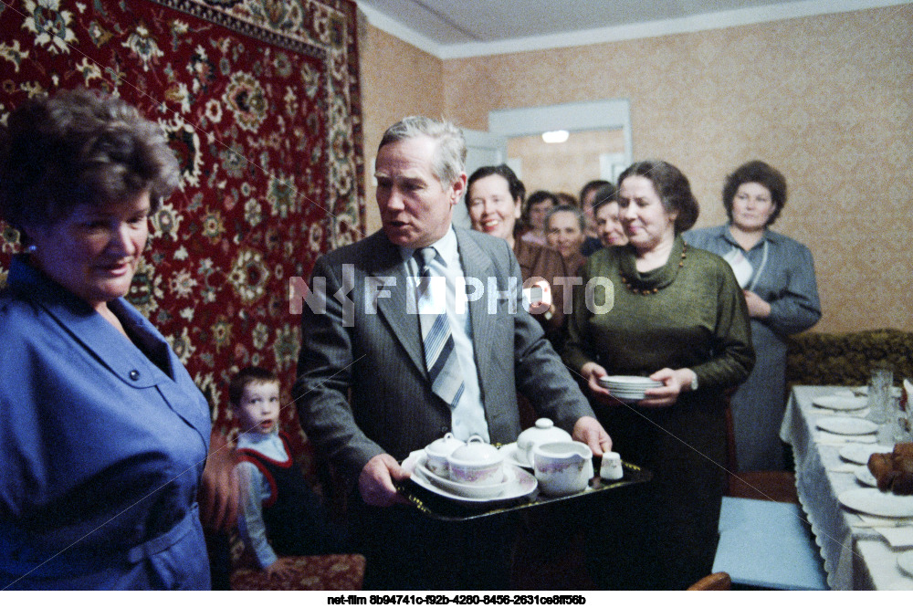 Employees of the experimental production farm named after V.I. Lenin of the All-Russian Research Institute of Flax in the Kalinin region