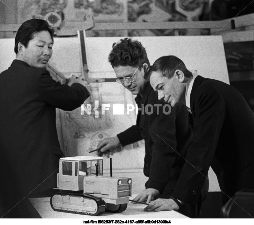 Алтайский тракторный завод им. М.И. Калинина