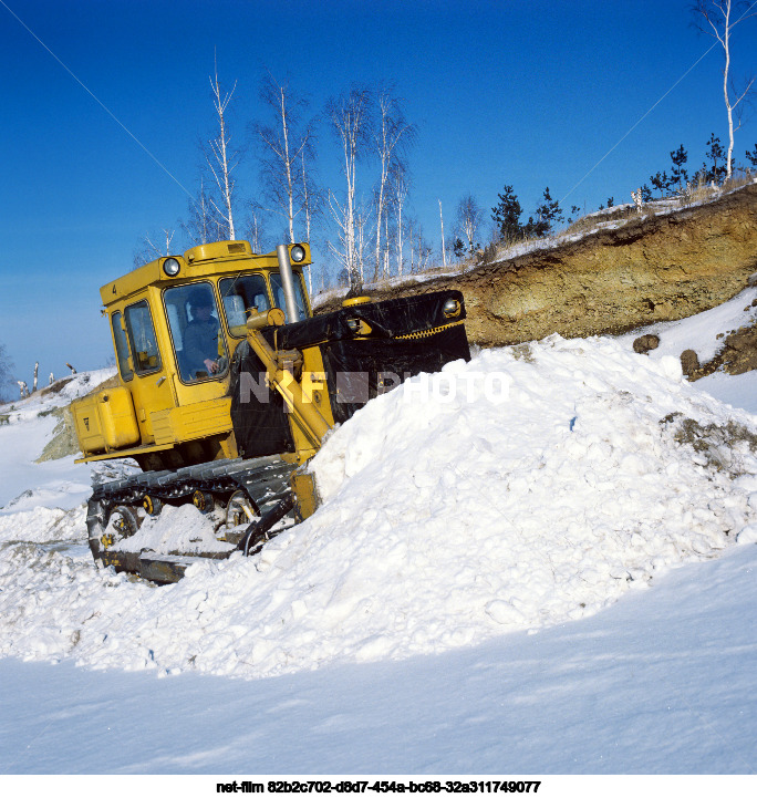 Testing of the T-200 tractor in the Chelyabinsk region