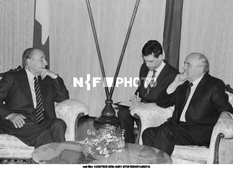 Visit of F. Mitterrand to the USSR