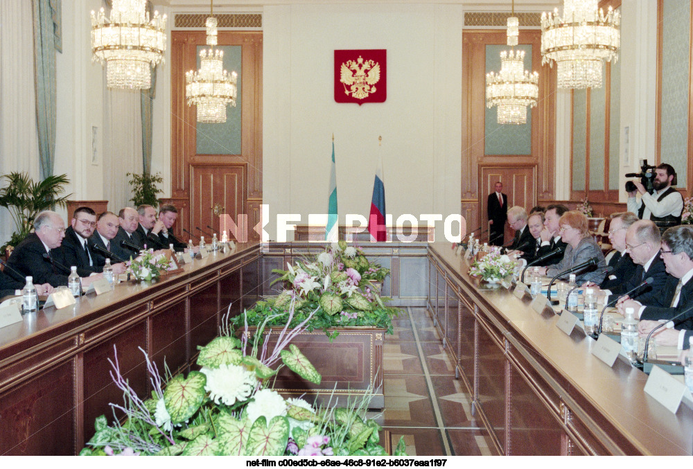 M. Ahtisaari's visit to Russia