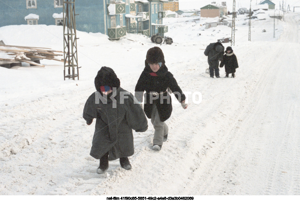 Residents of the village of Dikson in the Taimyr Autonomous Okrug