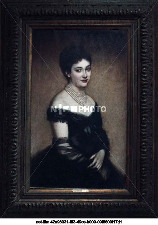 Третья выставка даров Советскому фонду культуры" У бескорыстия есть имена" в Москве