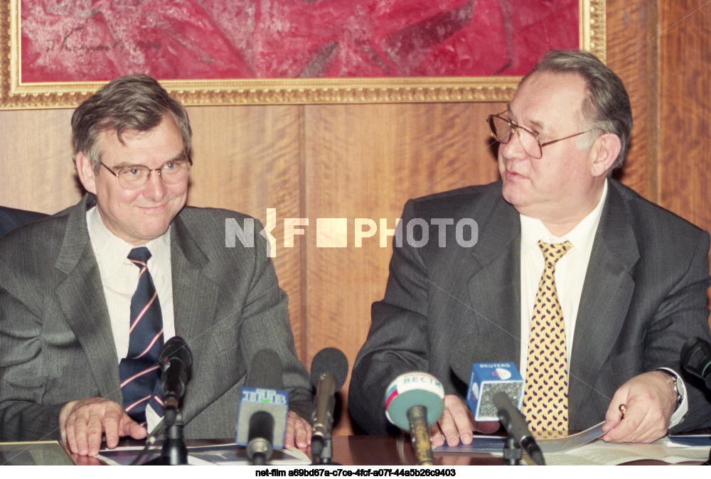 Пресс-конференция по проекту "Морской старт" в Москве