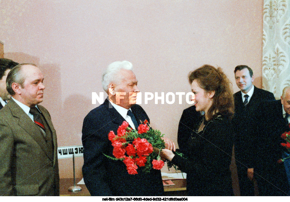 Elections to the Supreme Soviet of the RSFSR and the Councils of People's Deputies