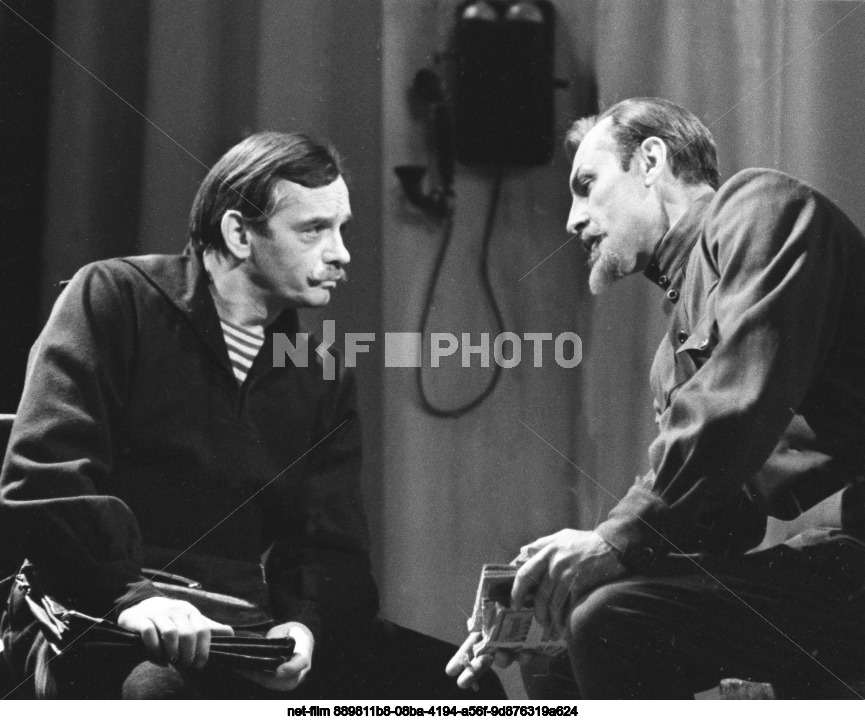 Спектакль "Грозовой год" в Московском театре юного зрителя