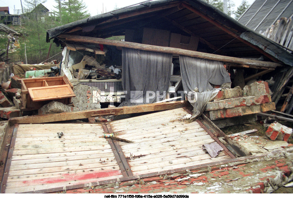 The aftermath of the earthquake in the village of Neftegorsk on Sakhalin