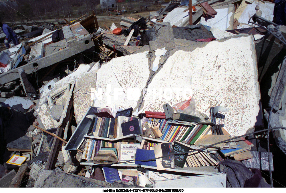 The aftermath of the earthquake in the village of Neftegorsk on Sakhalin