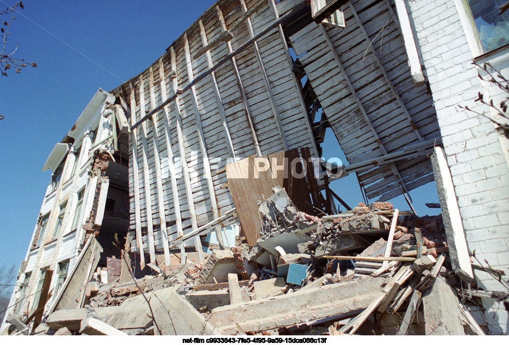 The aftermath of the earthquake in the village of Neftegorsk on Sakhalin