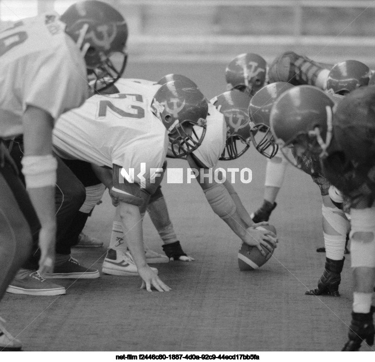 Товарищеский матч по американскому футболу в Москве