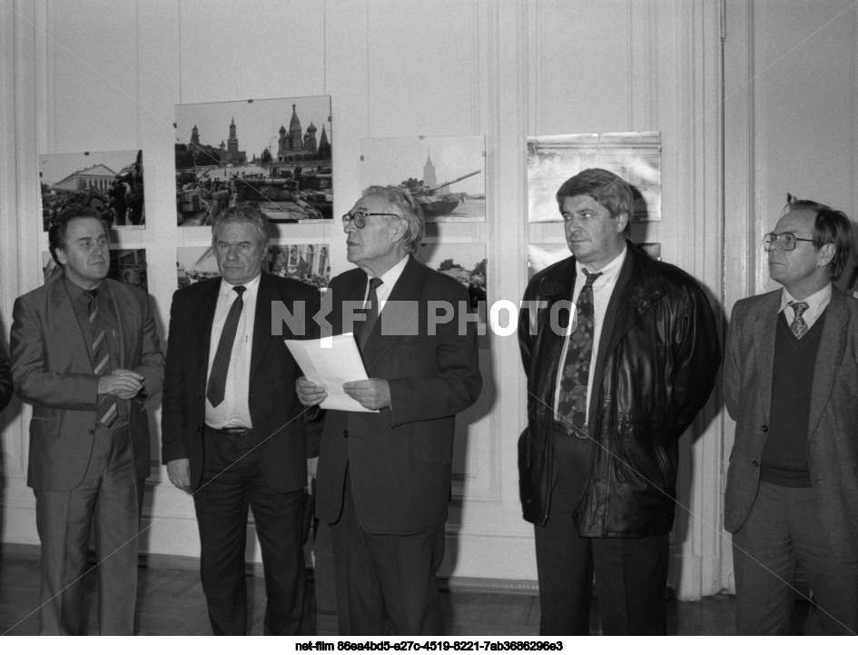 Opening of the photo exhibition "Three days before and after" in Moscow
