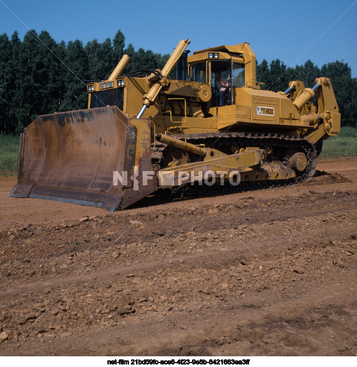 Testing of the T-800 tractor in the Chelyabinsk region
