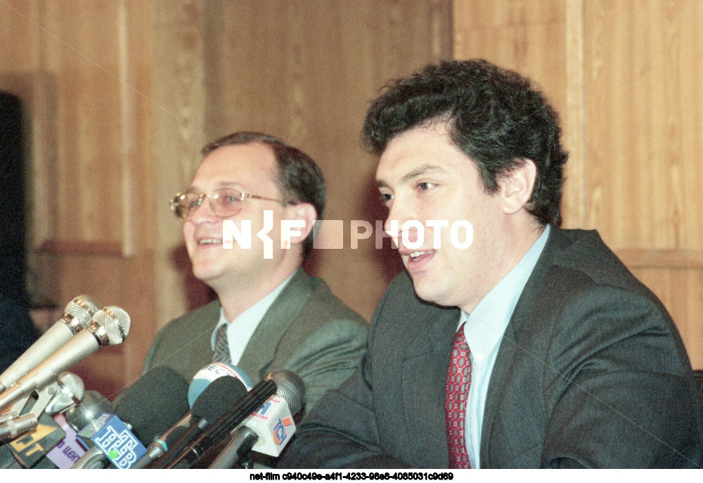 Politicians S.V. Kiriyenko and B.E. Nemtsov