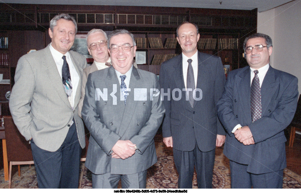 Meeting of E.M. Primakov with heads of Russian media in Moscow