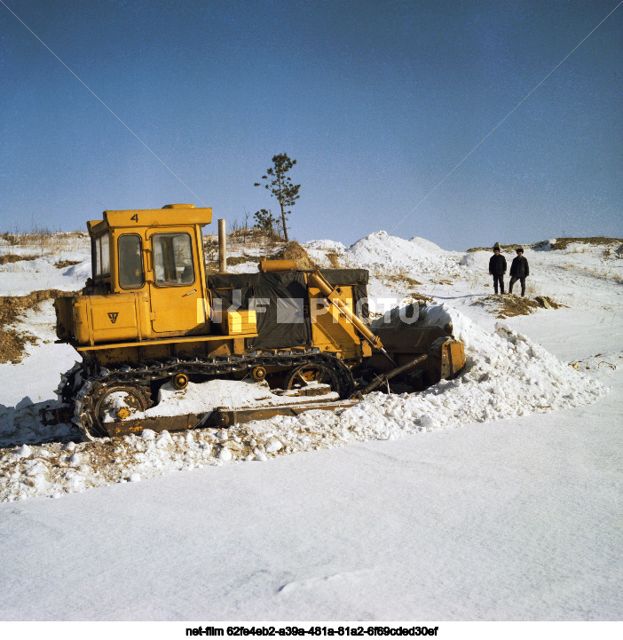 Testing of the T-200 tractor in the Chelyabinsk region