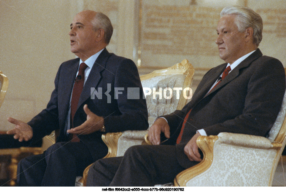 Live broadcast of the USSR-USA teleconference from the Kremlin