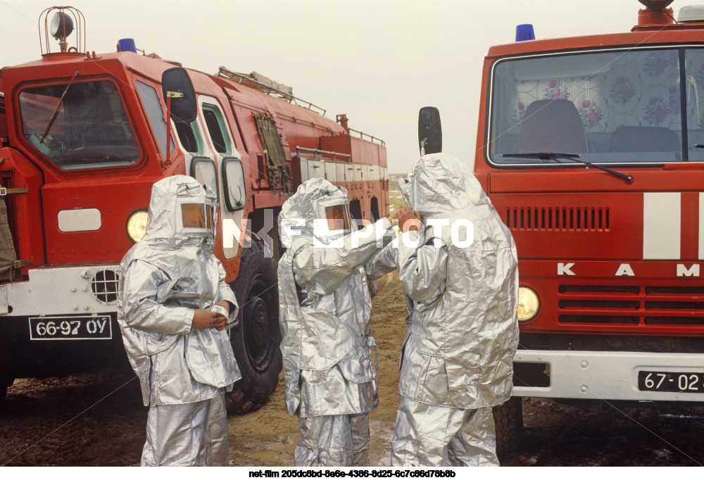 Preparations for the landing of the Buran orbital ship at Baikonur