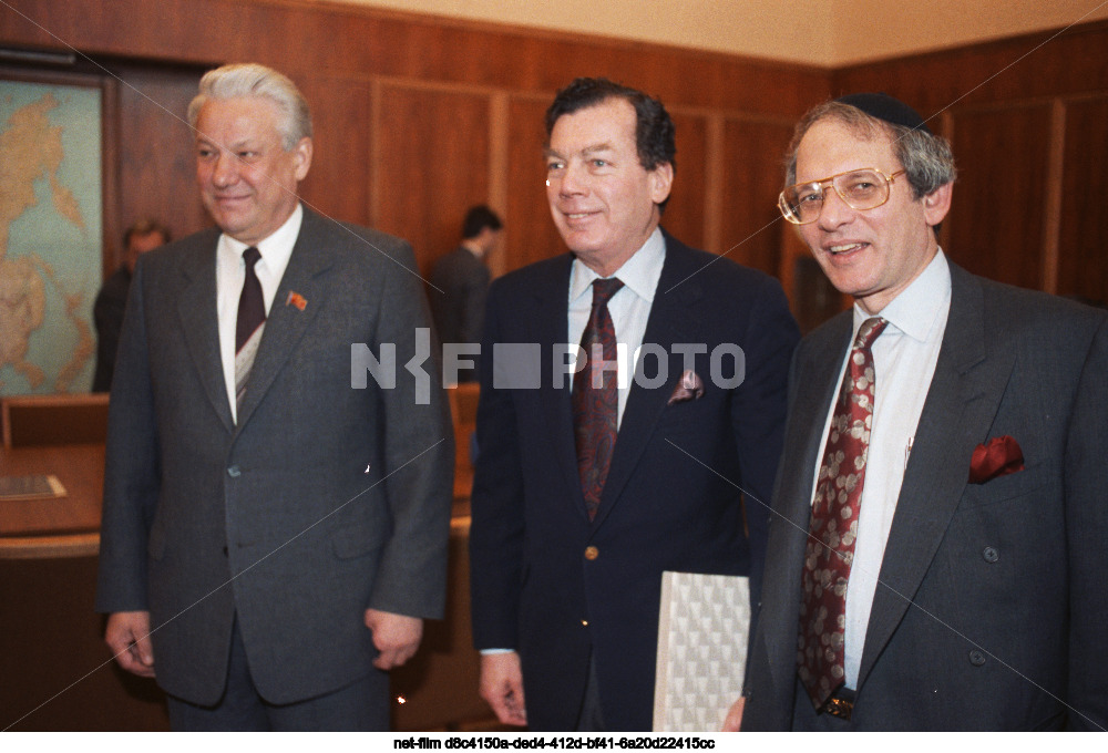 Visit of E. Bronfman Sr. to the USSR