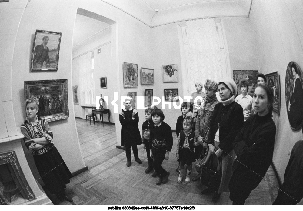 Благотворительная выставка "Возвращение к истокам" в Уфе