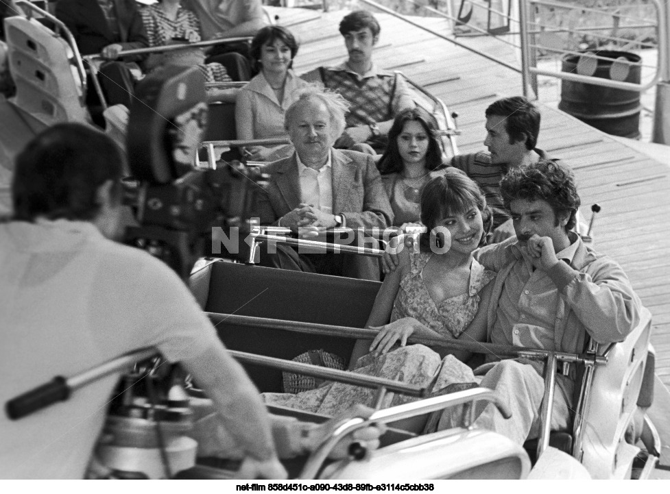 Filming of the Soviet-Italian film "Life is Beautiful" in Moscow